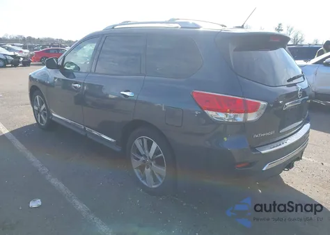 2013 Nissan Pathfinder Platinum z USA, uszkodzony, nr VIN 5N1AR2MM3DC647124